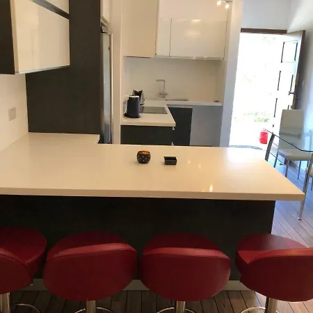 Deluxe One Bedroom Harmony Апартаменты Лимасол